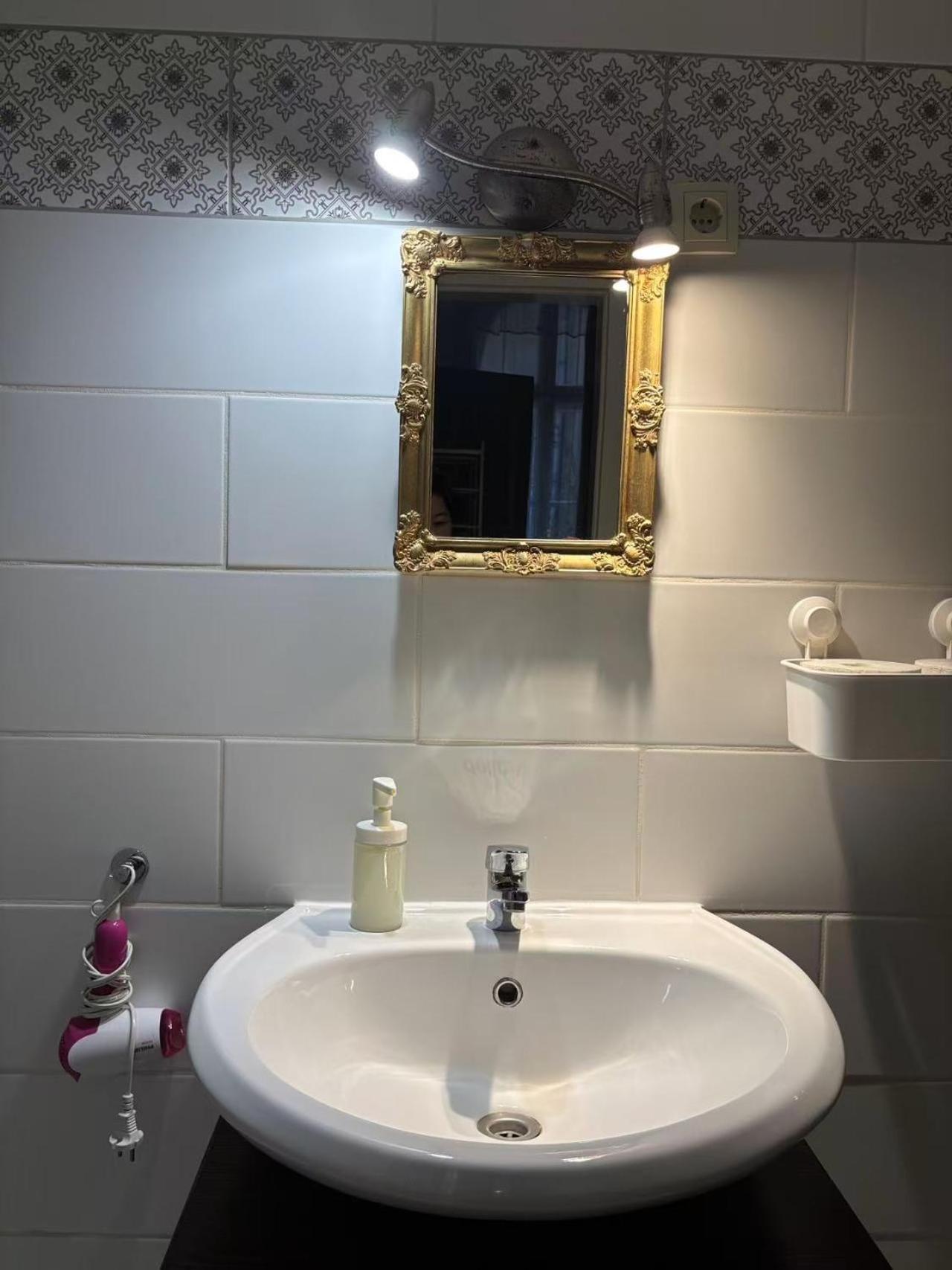 A10 Budapest Center Aparthotel Exteriör bild